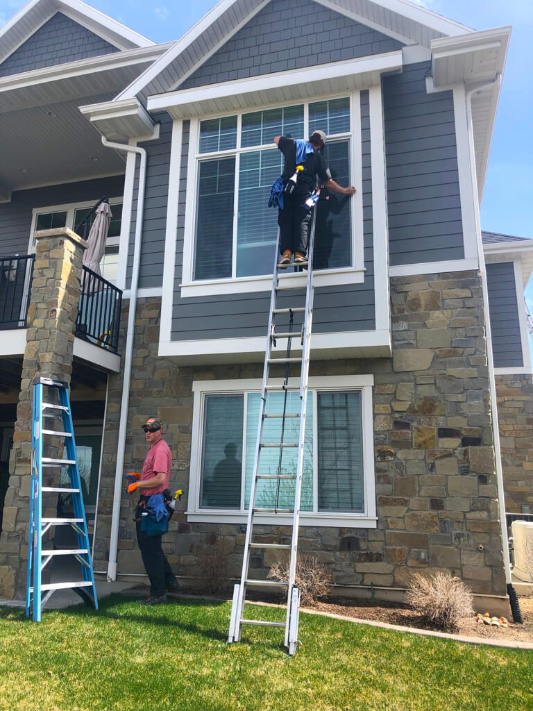 exterior window cleaning service professionals